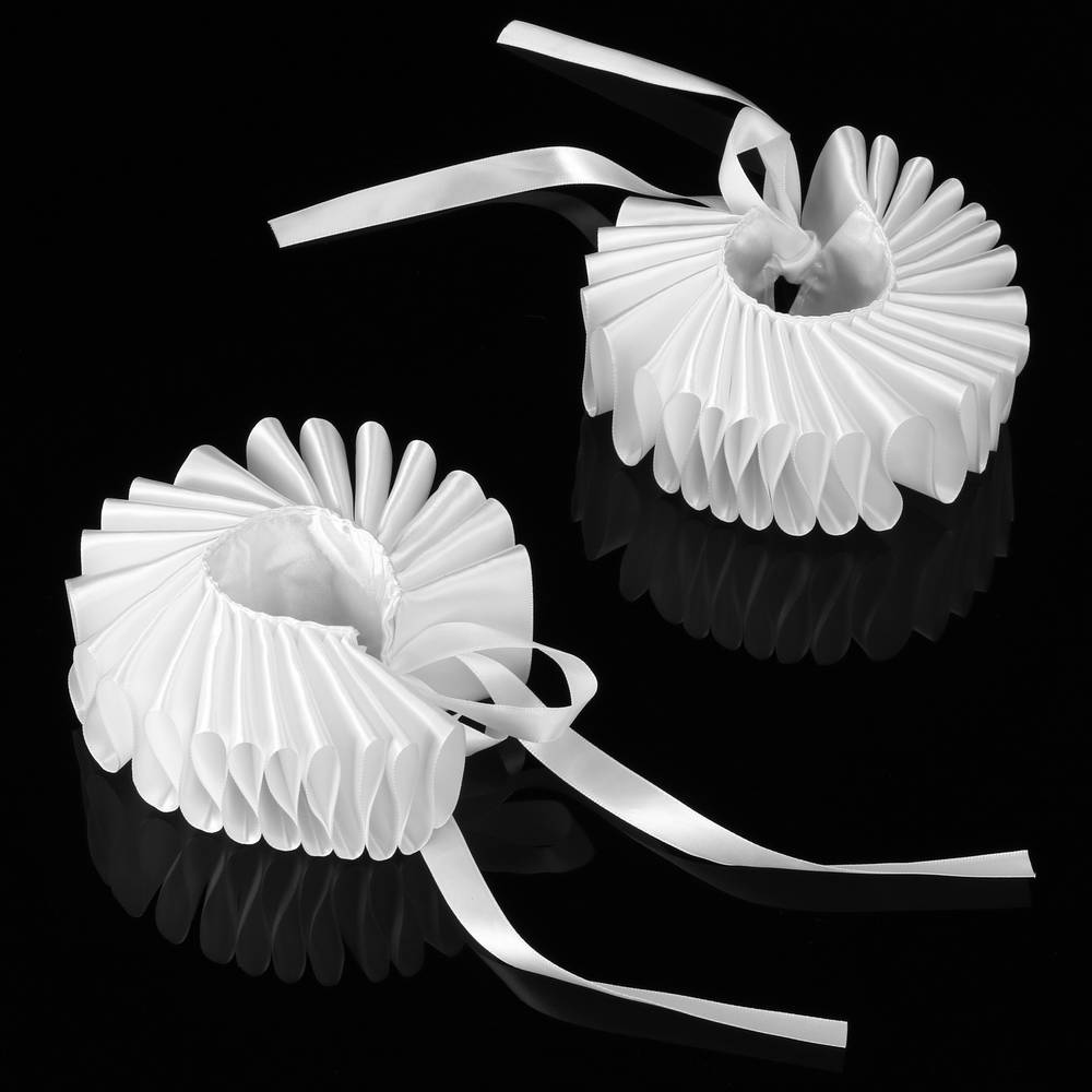 Victorian Elizabethan Ruff Collar & Cuff Set - white