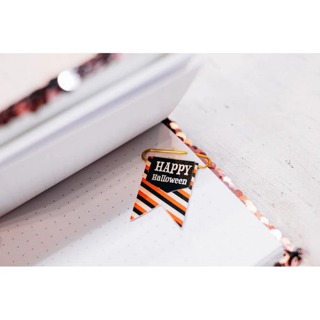 Costume ideas to make a splash in the meeting room ! Halloween in the Office!