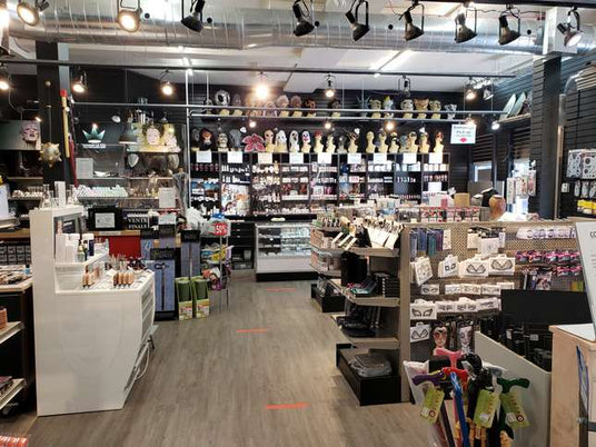 in store image for contact us - photo magasin 