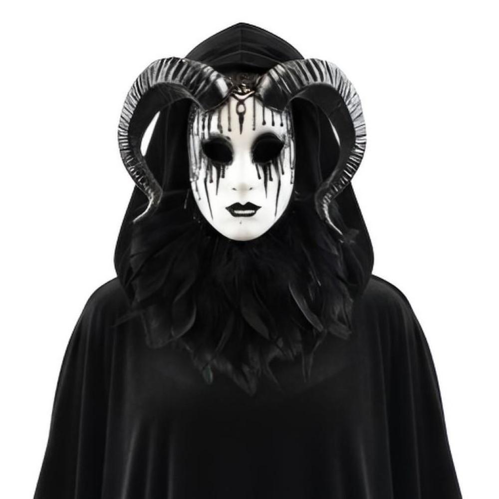 demon-queen-horned-mask