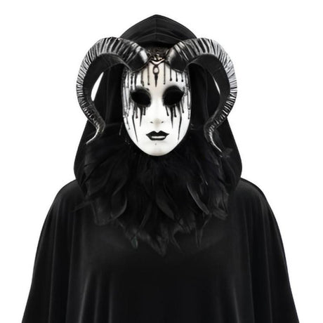 demon-queen-horned-mask