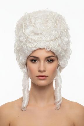 noble-woman-wig-with-pearls
