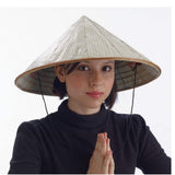 Chapeau conique asiatique - en bambou pointu