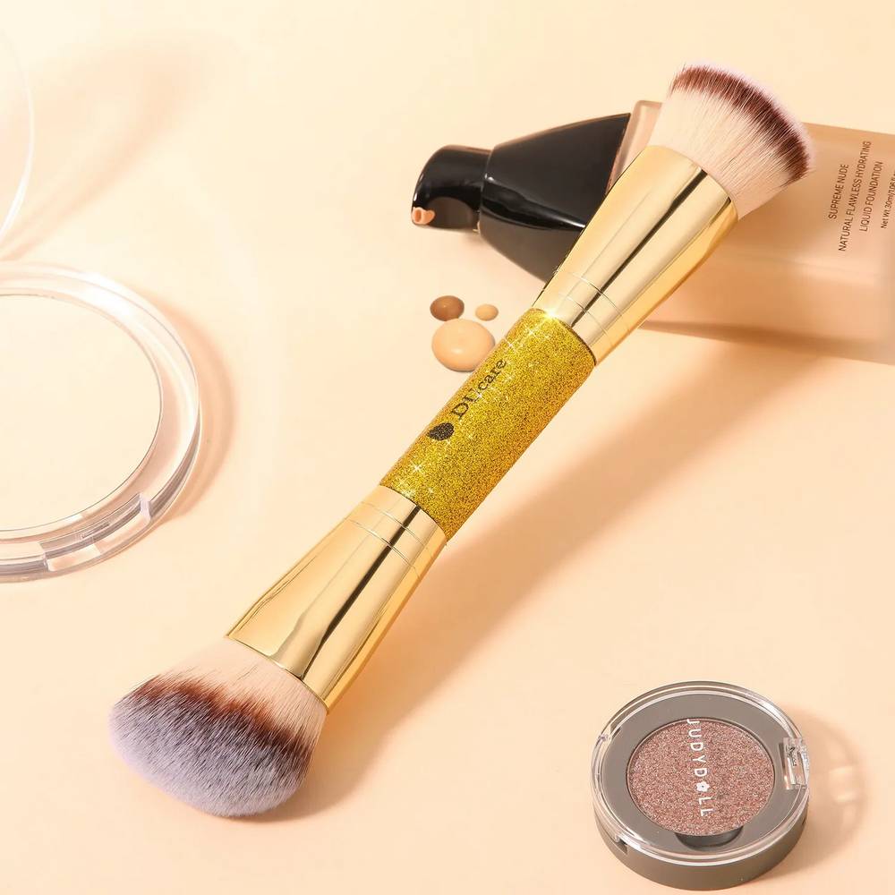 Ducare Dual Ended Contour Foundation Brush