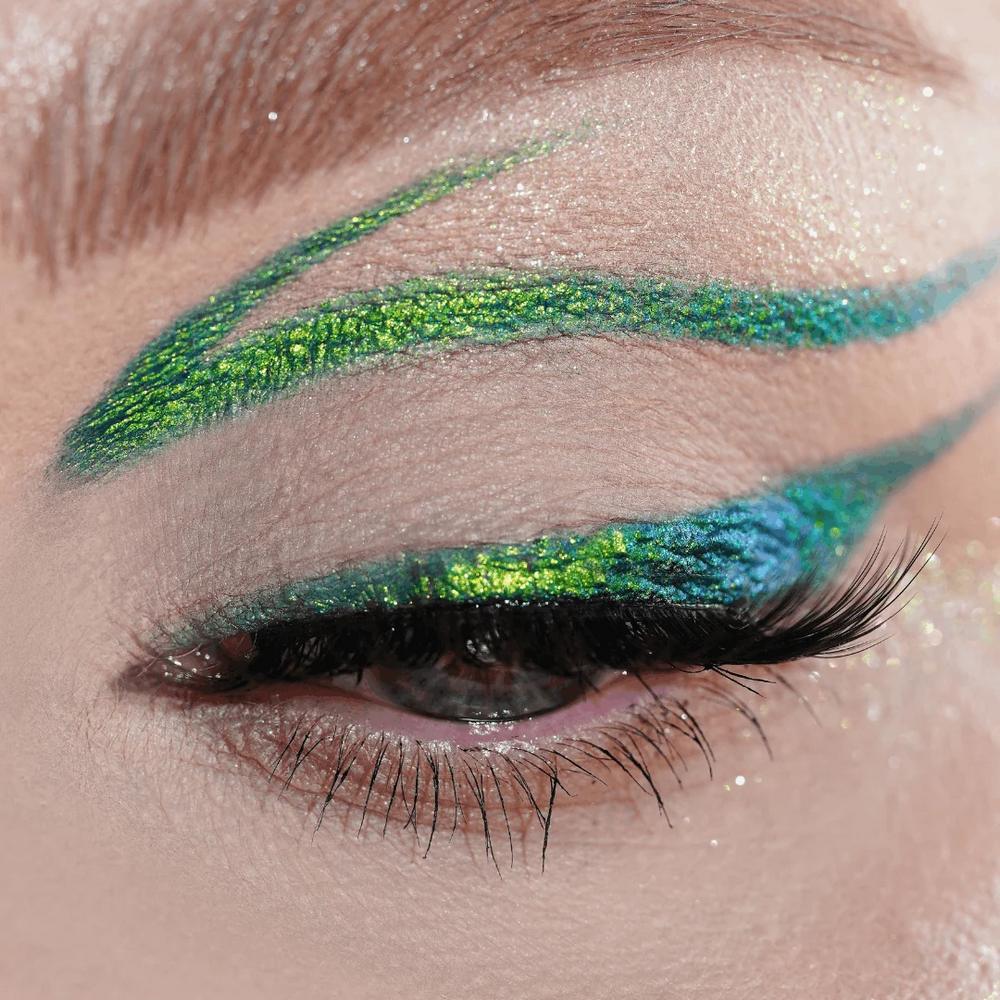 multichrome-eyeliner-pencil
