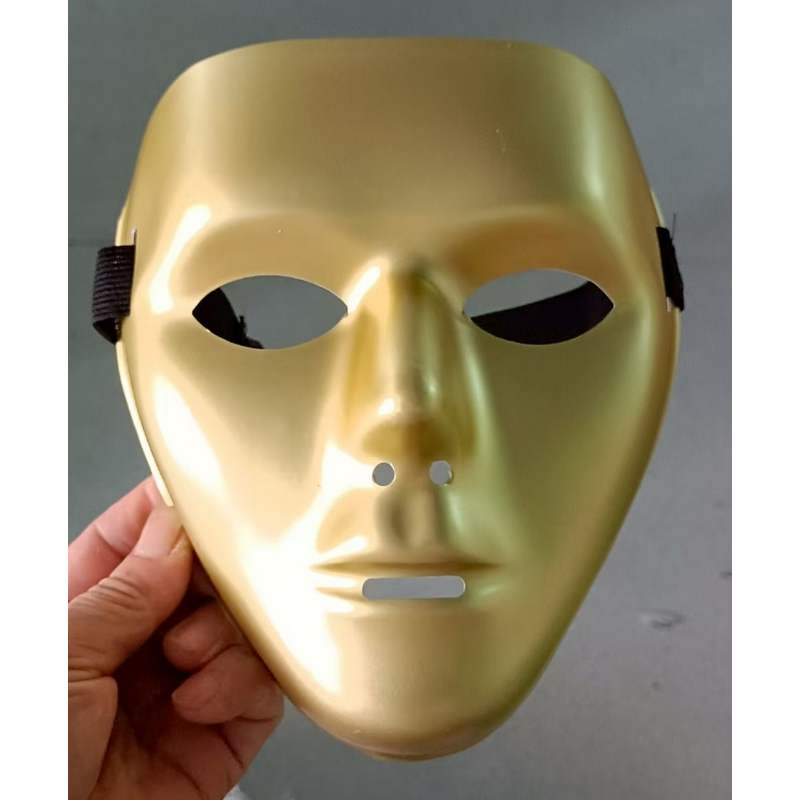 Masque d'homme simple neutre