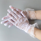 Gants en dentelle romantiques courts