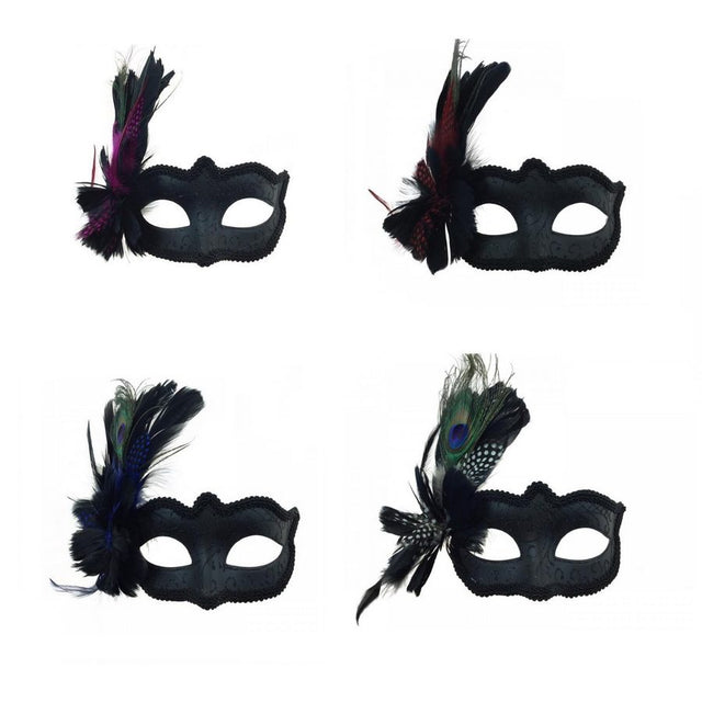 Venetian black mask with feathers and glitters