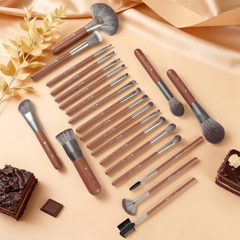 ducare-22-piece-face-eye-makeup-brush-set-chocolate