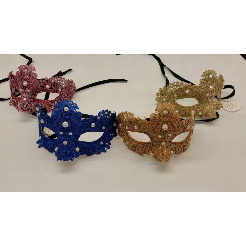 Venetian lace mask with pearls M3205