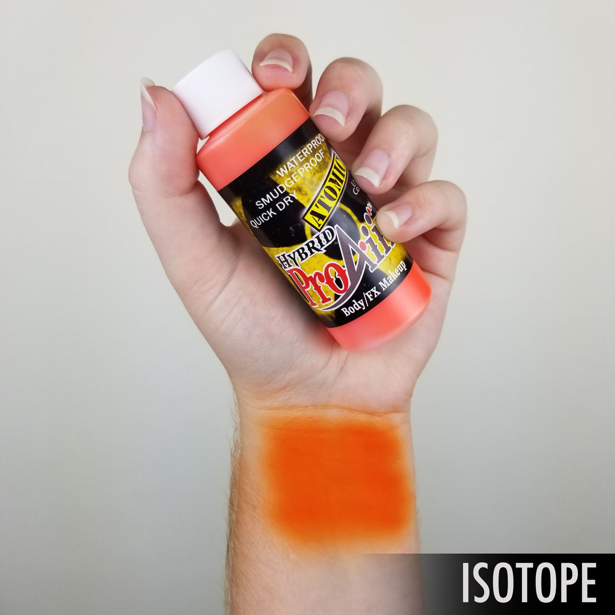 ProAiir HYBRID Waterproof Makeup Isotopearm
