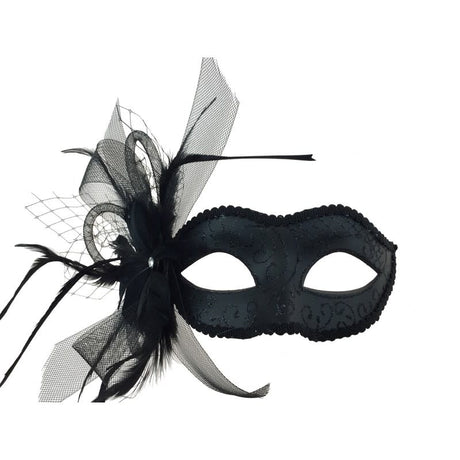 Venetian mask with feathers and tulle