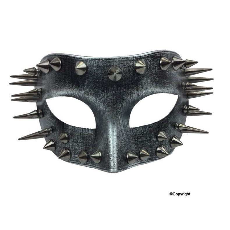 Steampunk eye mask with spikes