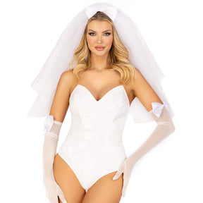 tiered-bridal-veil-with-satin-bow-white