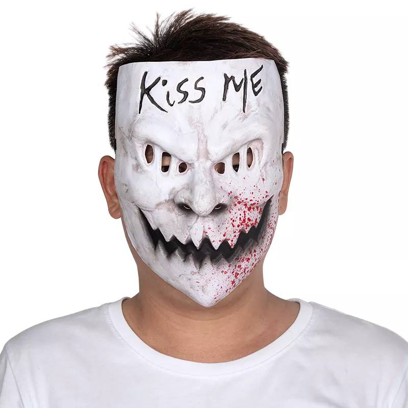 Kiss me scary Halloween Mask