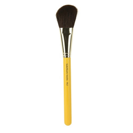 962S studio Slanted Blusher
