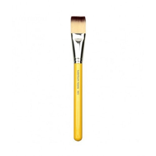 Studio 365 Square Mask Brush